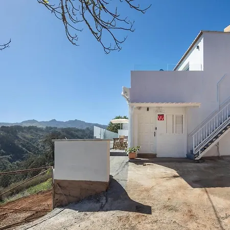 Rural Santa Cristina With Views بيت للعطل