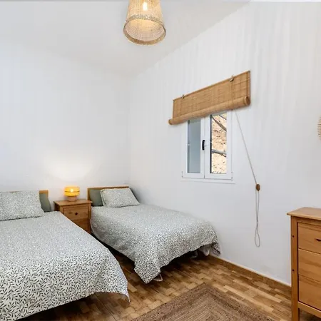 Rural Santa Cristina With Views بيت للعطل *